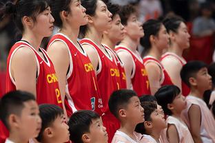 后排围观！港媒：中国香港特区政府要求，梅西赛后以队长身份领奖